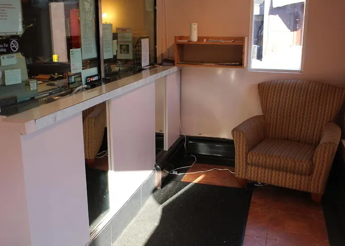 Palos Motel 2*